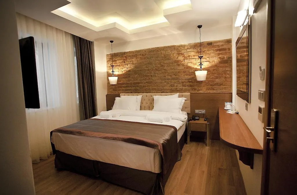 Pera Line Hotel location