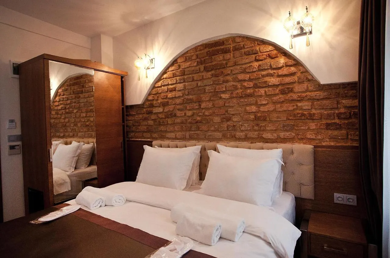 Pera Line Hotel Istanbul 2*,